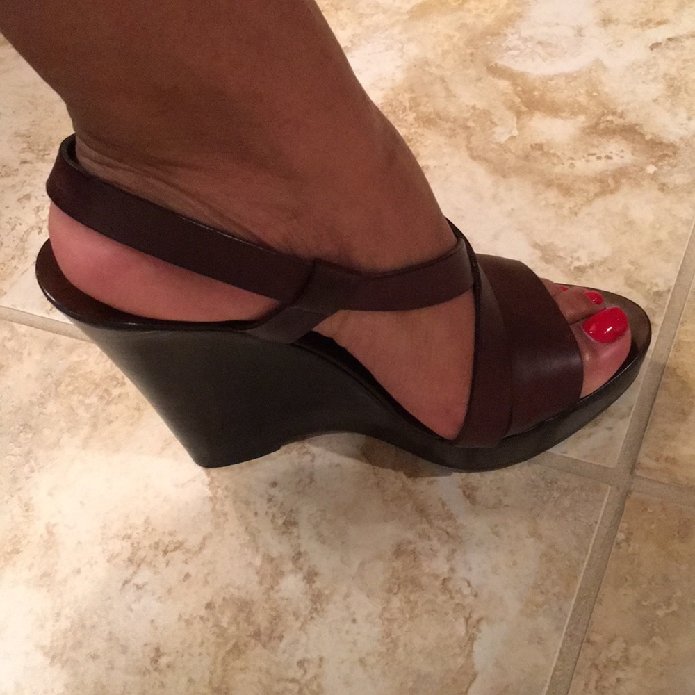 Bally never worn sz6.5 platform wedge boho